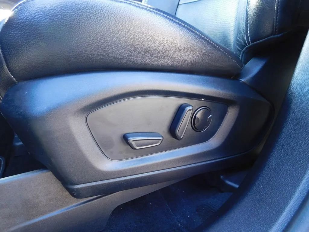 Used 2022 Ford Explorer ST w/ Equipment Group 401A image 20