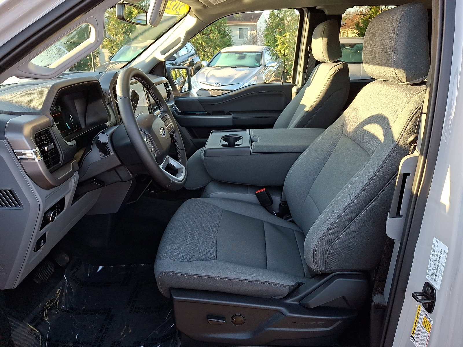 Used 2024 Ford F150 XLT image 13