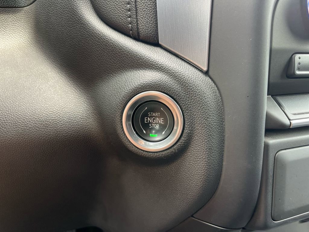 Used 2021 GMC Sierra 1500 Elevation image 24