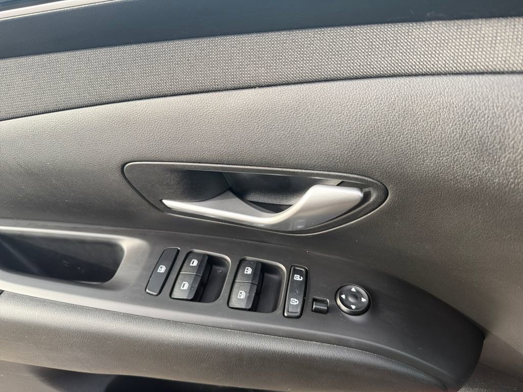 Used 2023 Hyundai Tucson SEL w/ Convenience Package image 8