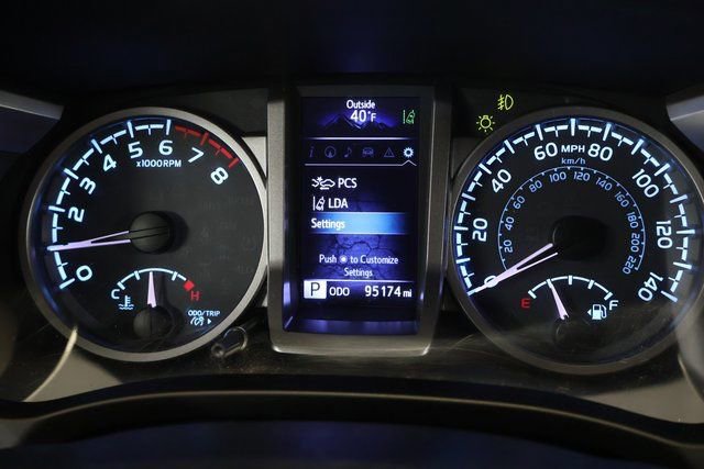 Used 2018 Toyota Tacoma SR5 image 16