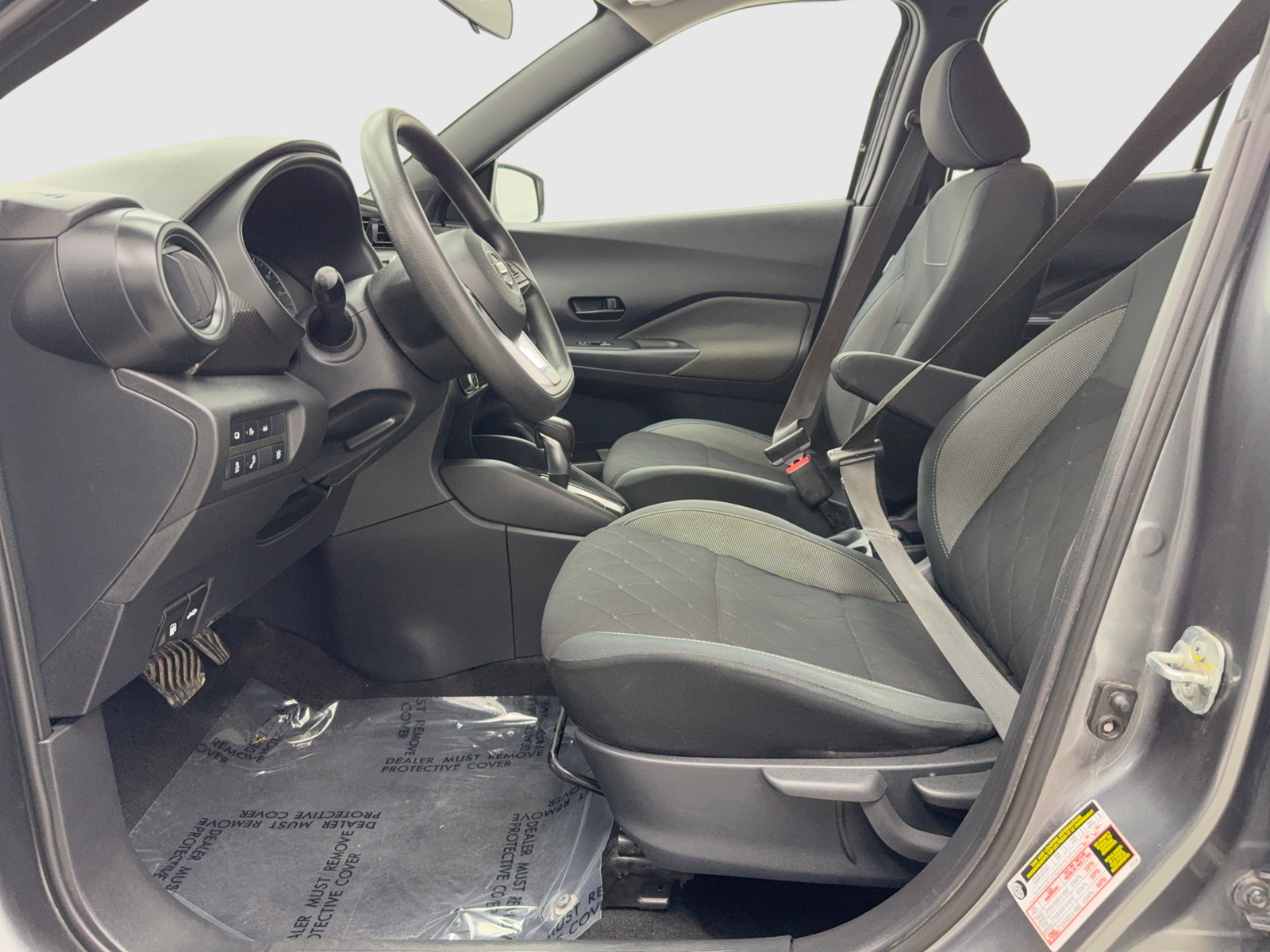 Used 2020 Nissan Kicks S FWD image 32