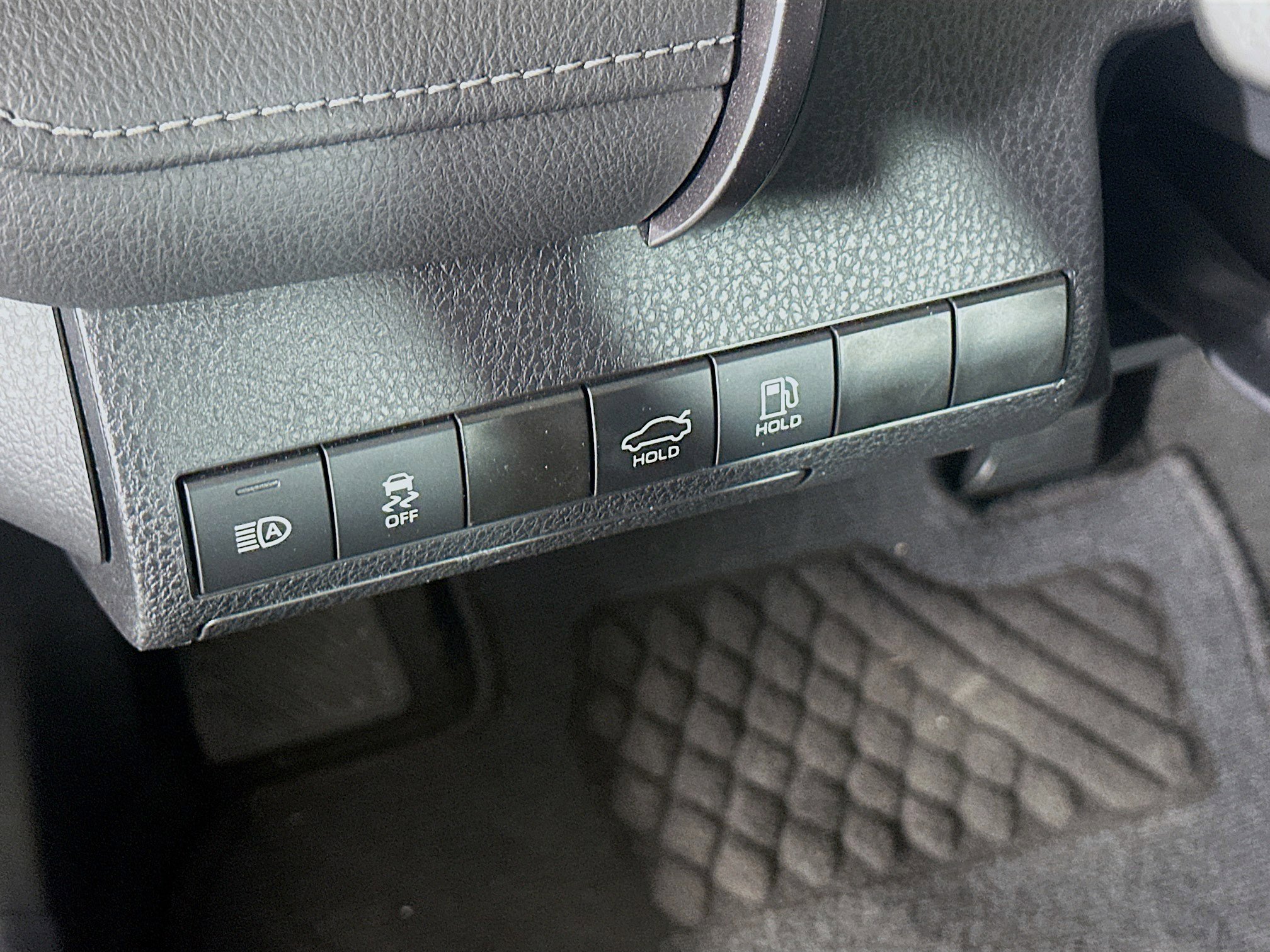 Used 2023 Toyota Camry SE image 17