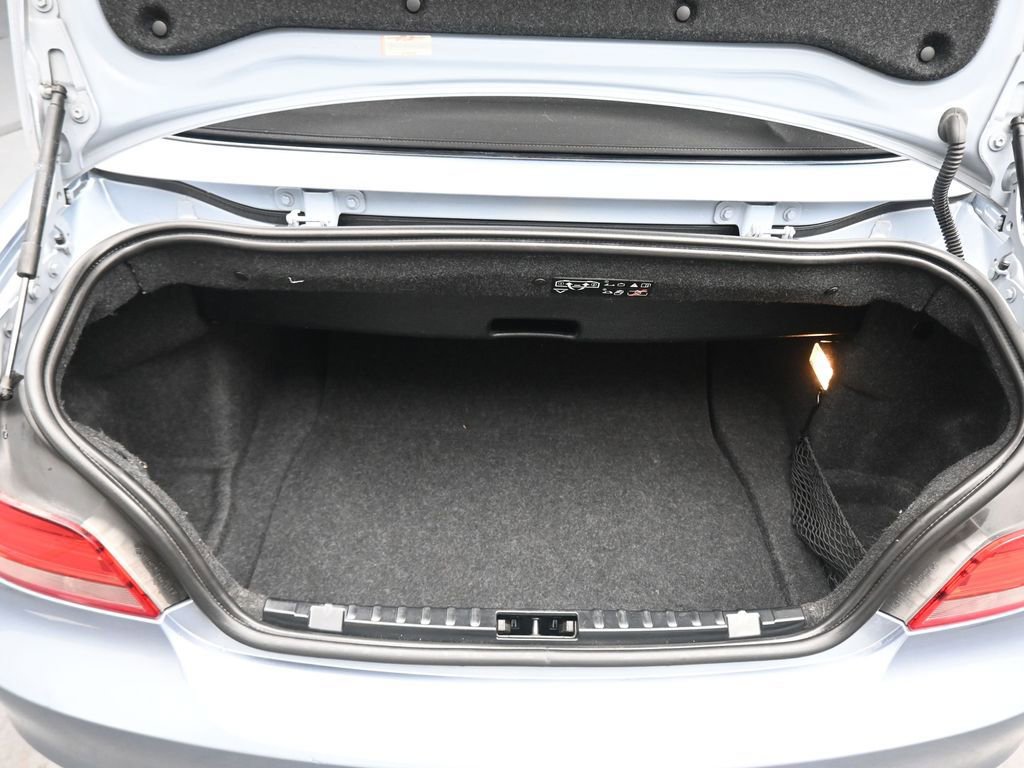 Used 2012 BMW 135i Convertible image 38