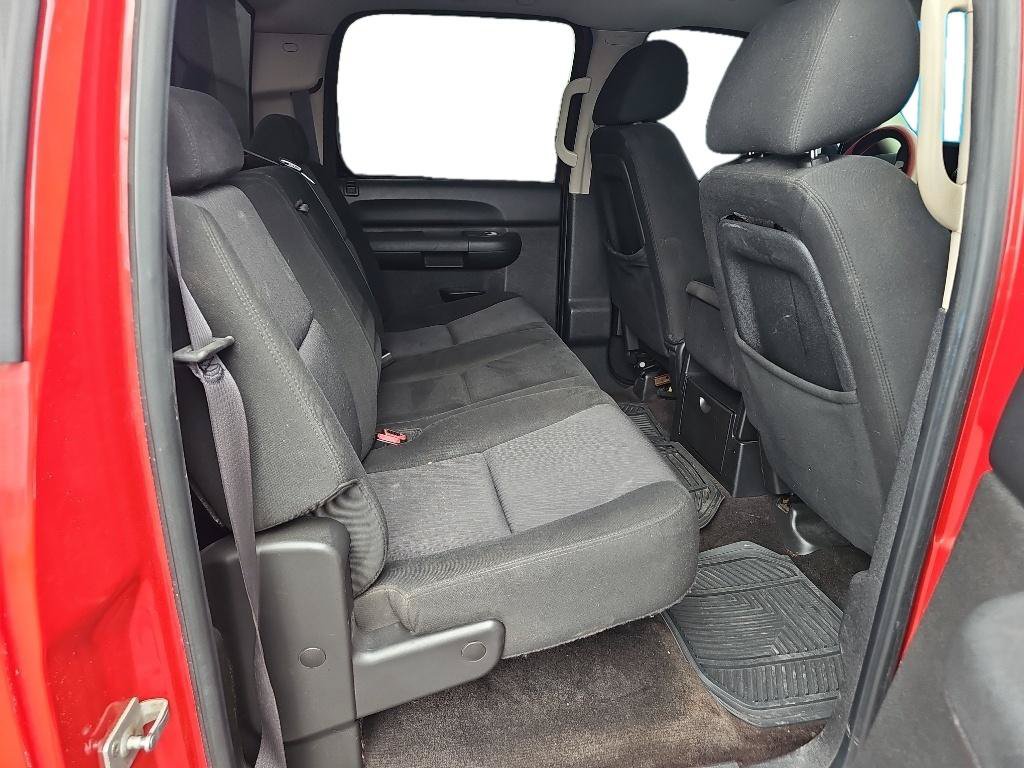 Used 2011 Chevrolet Silverado 1500 LT w/ Texas Edition RWD image 11
