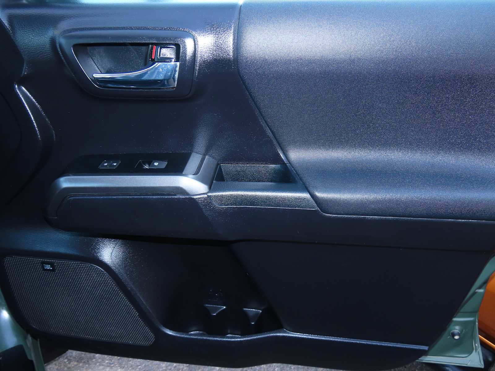 Used 2021 Toyota Tacoma TRD Off-Road image 23