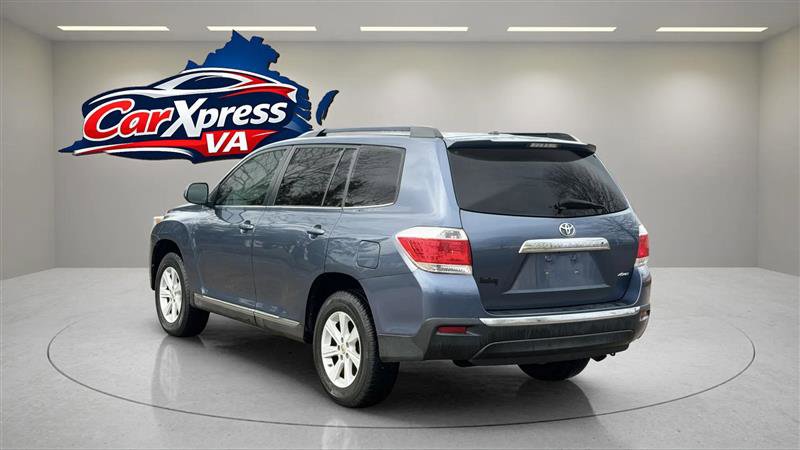 Used 2012 Toyota Highlander SE w/ Tow Pkg AWD/4WD image 10