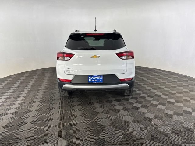 Used 2025 Chevrolet TrailBlazer LT AWD/4WD image 7