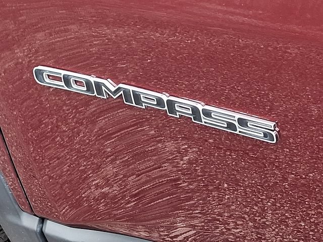 Used 2022 Jeep Compass Latitude w/ Convenience Group AWD/4WD image 31