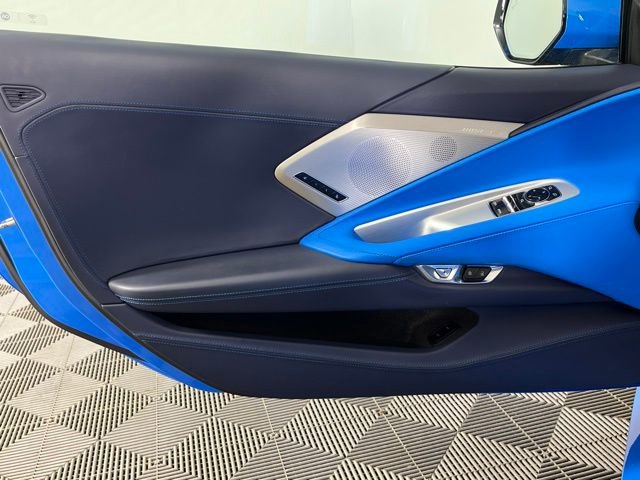 Used 2021 Chevrolet Corvette Stingray Premium Cpe w/ Z51 Performance Package image 21