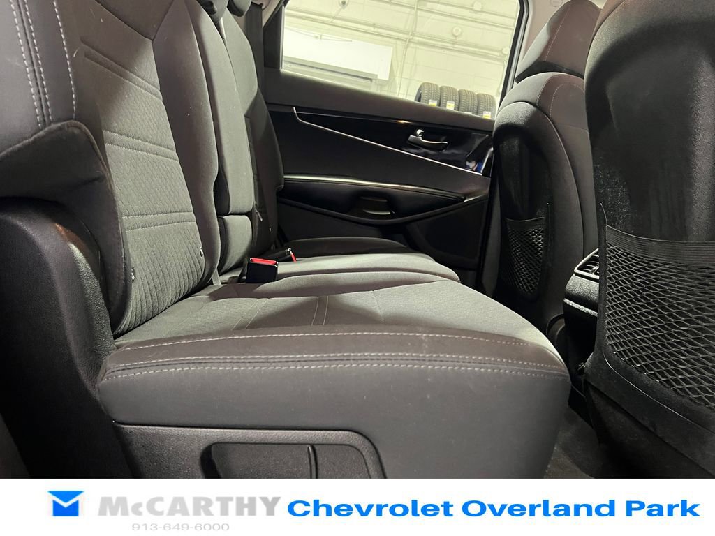 Used 2019 Kia Sorento LX image 25