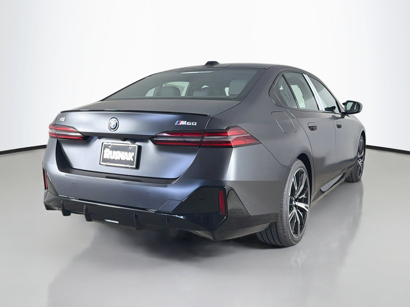 New 2026 BMW i5 M60 w/ Executive Package AWD/4WD image 7