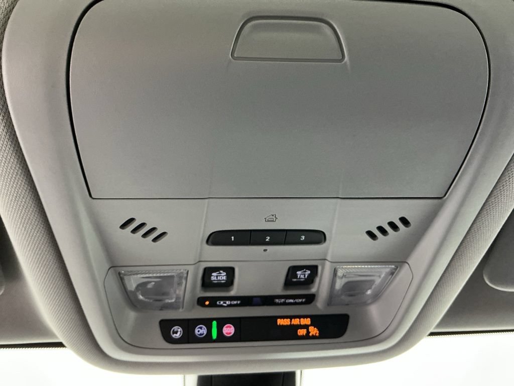 Used 2023 GMC Acadia AT4 w/ Technology Package AWD/4WD image 29