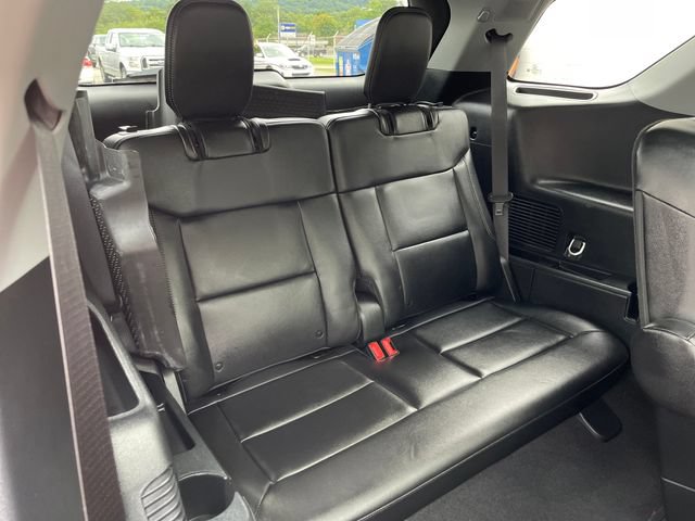 Used 2024 Ford Explorer Limited w/ Limited Technology Package AWD/4WD image 35
