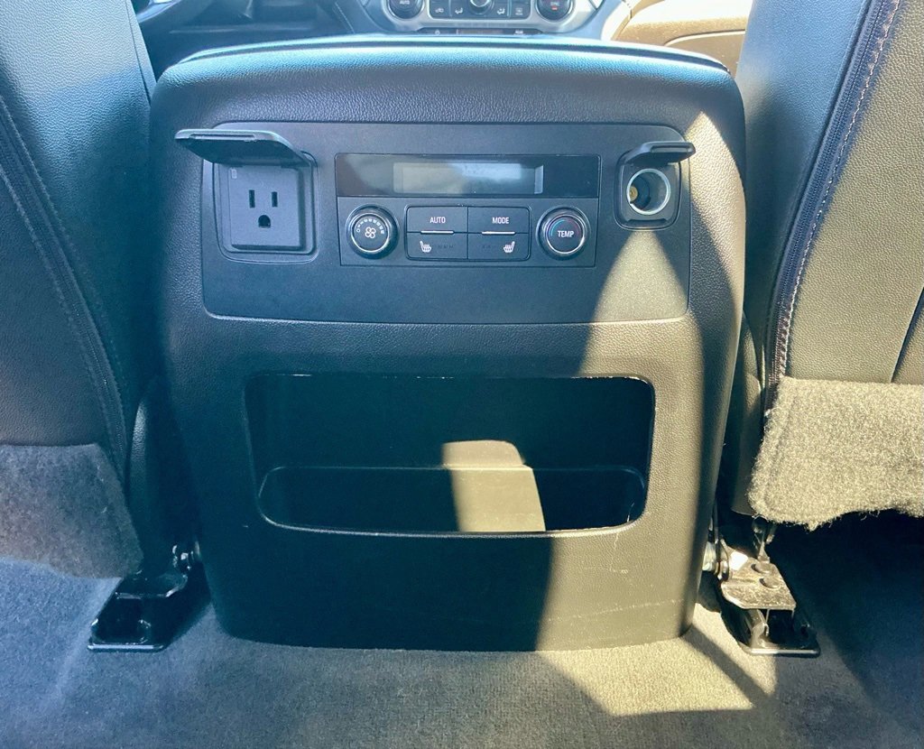 Used 2019 GMC Yukon SLT image 31