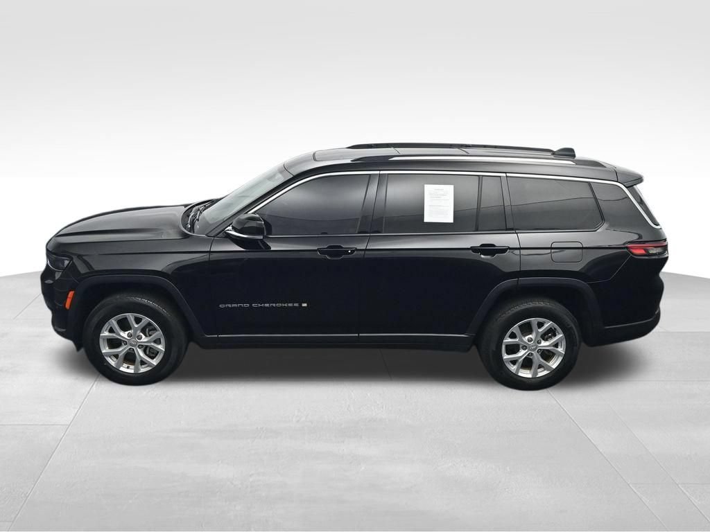 Used 2023 Jeep Grand Cherokee L Limited RWD image 31