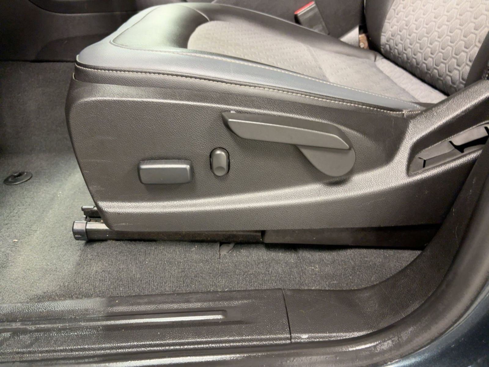 Used 2019 Chevrolet Colorado Z71 image 13