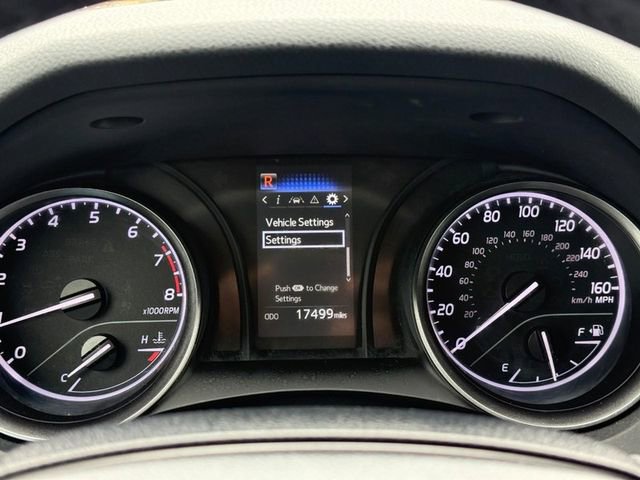 Used 2024 Toyota Camry SE image 21