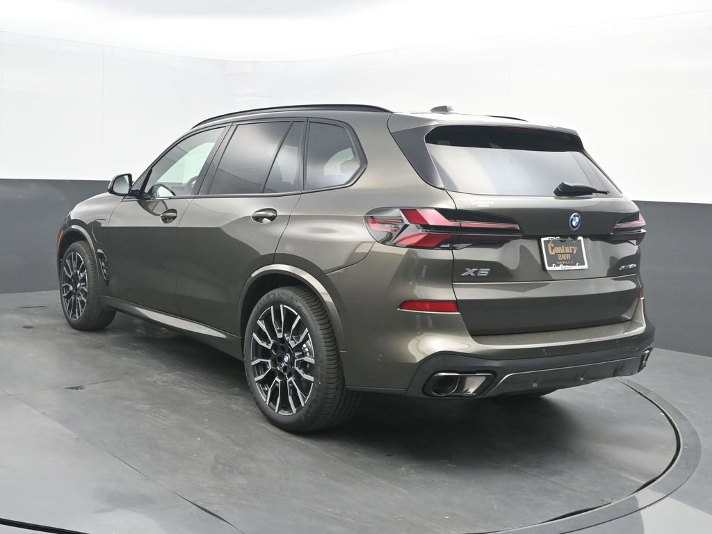 New 2026 BMW X5 xDrive50e AWD/4WD image 3
