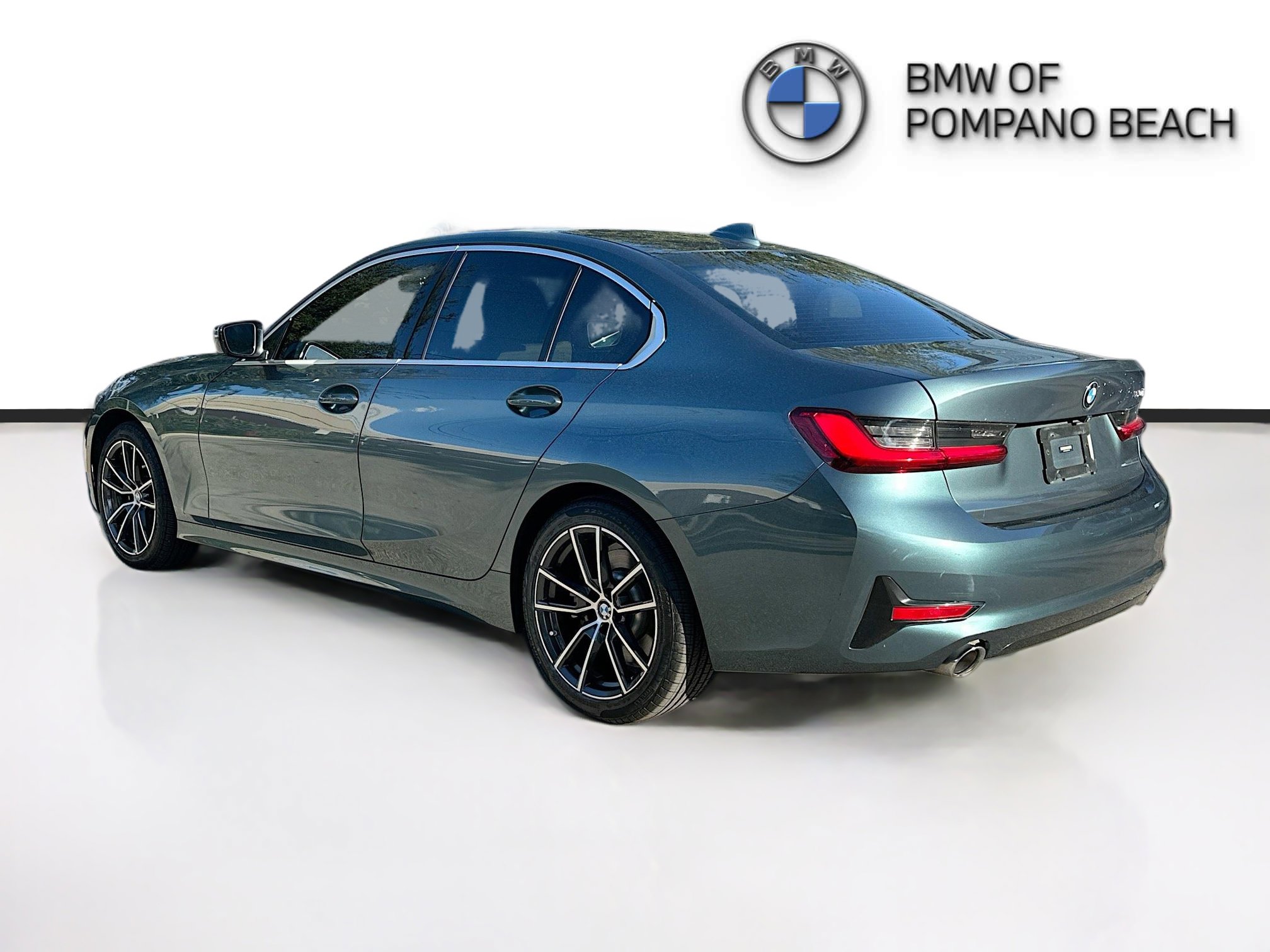 Used 2021 BMW 330i Sedan image 5