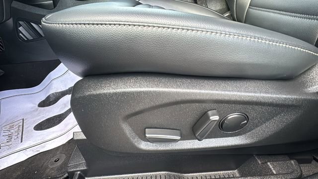Certified 2024 Ford Edge SEL w/ Convenience Package image 8