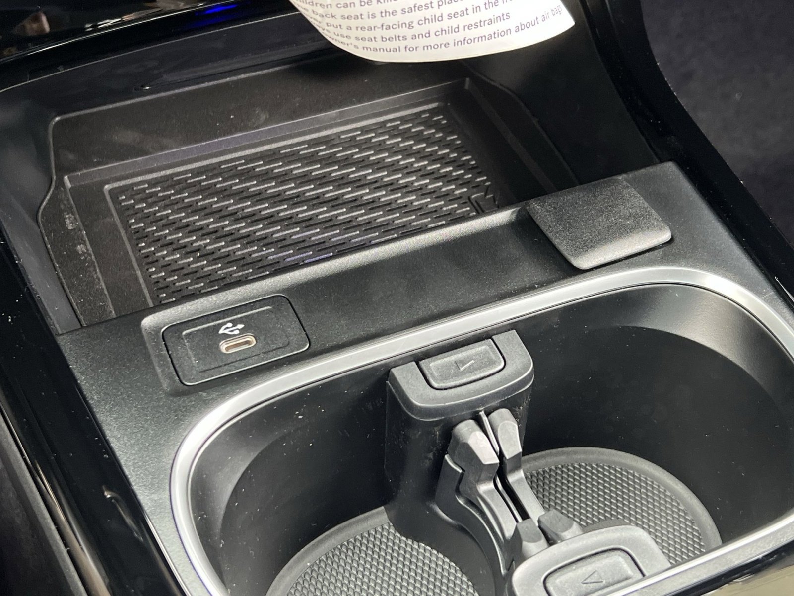 Certified 2025 Mercedes-Benz CLA 250 4MATIC image 32