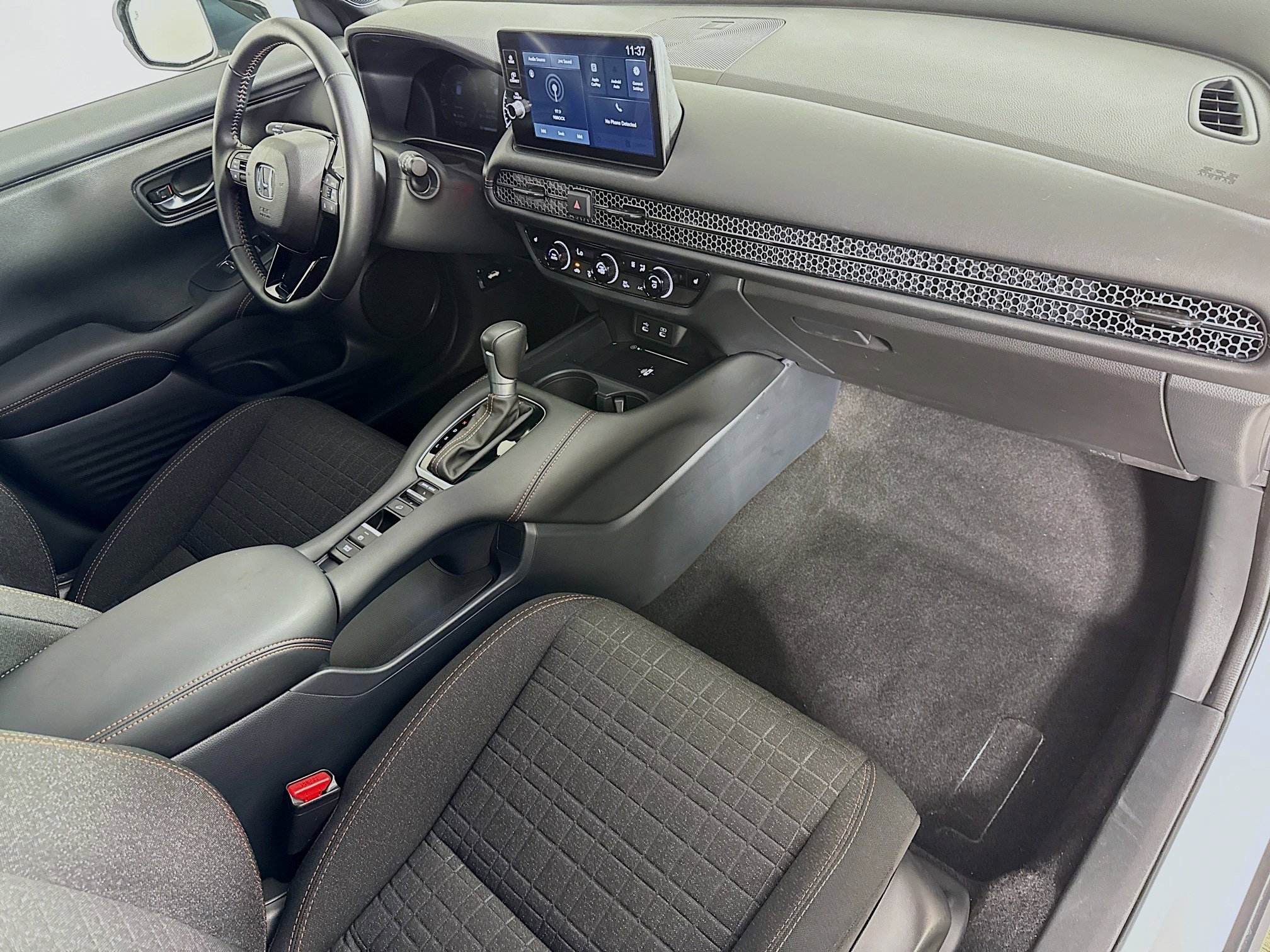 Certified 2026 Honda HR-V Sport image 35