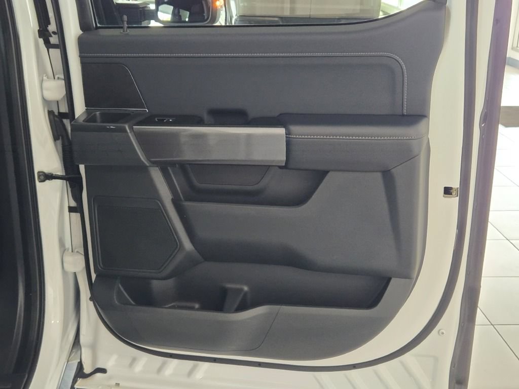 Used 2021 Ford F150 XLT w/ Equipment Group 302A High AWD/4WD image 8