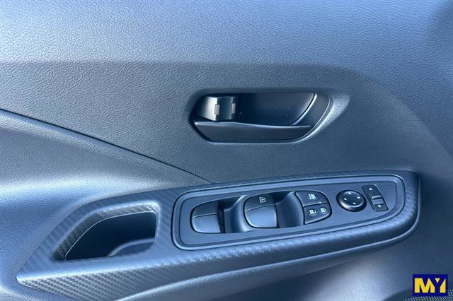 Used 2024 Nissan Versa S w/ S Plus Package image 11