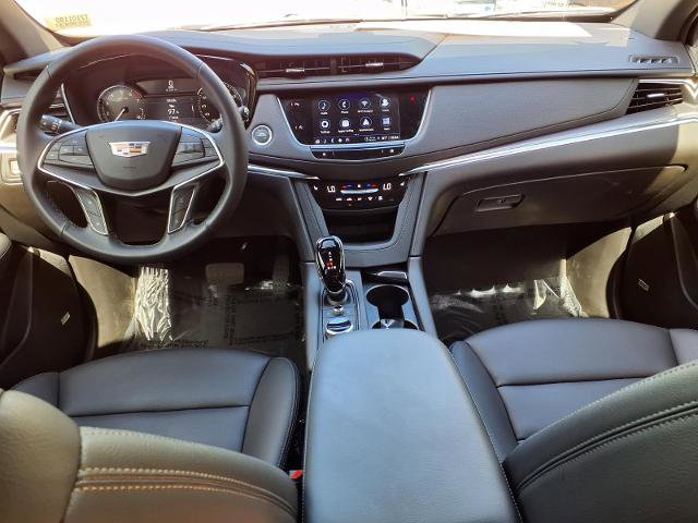 New 2026 Cadillac XT5 Luxury FWD image 11