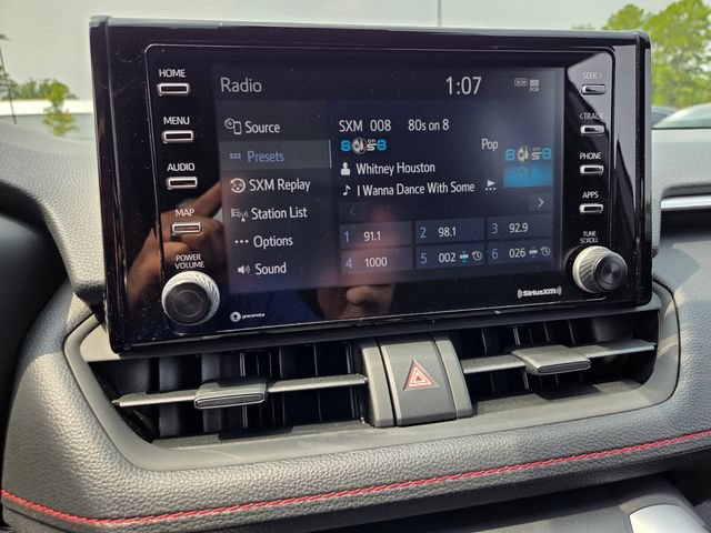 Used 2021 Toyota RAV4 SE w/ Weather & Moonroof Package AWD/4WD image 26
