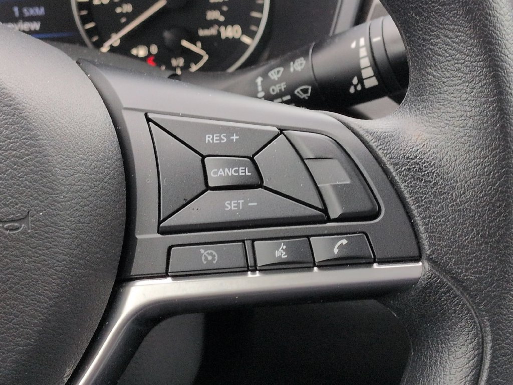 Used 2025 Nissan Altima 2.5 SV FWD image 21