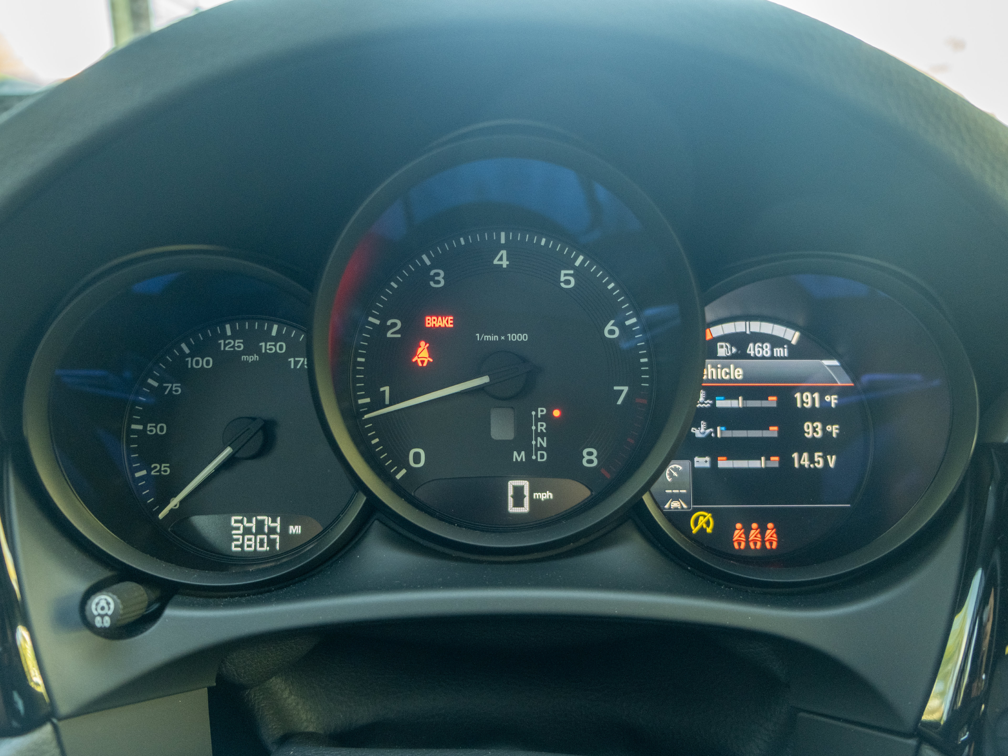 Certified 2026 Porsche Macan Turbo AWD/4WD image 26