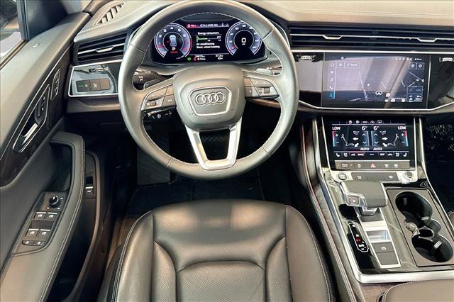 Used 2023 Audi Q8 Premium Plus w/ Premium Plus Package AWD/4WD image 21