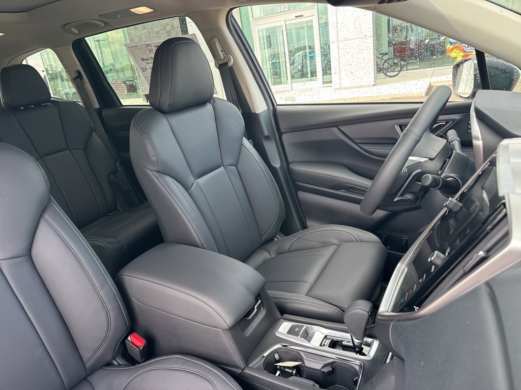 New 2025 Subaru Ascent Limited image 7