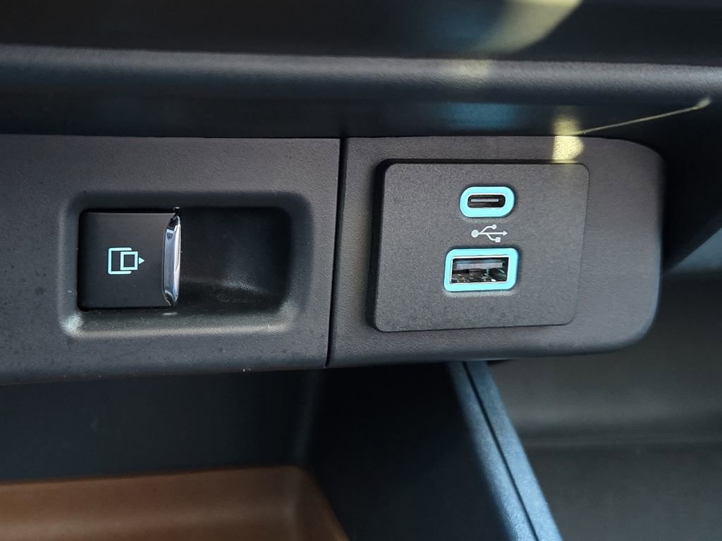 Used 2024 Ford Maverick Lariat w/ FX4 Off-Road Package image 33