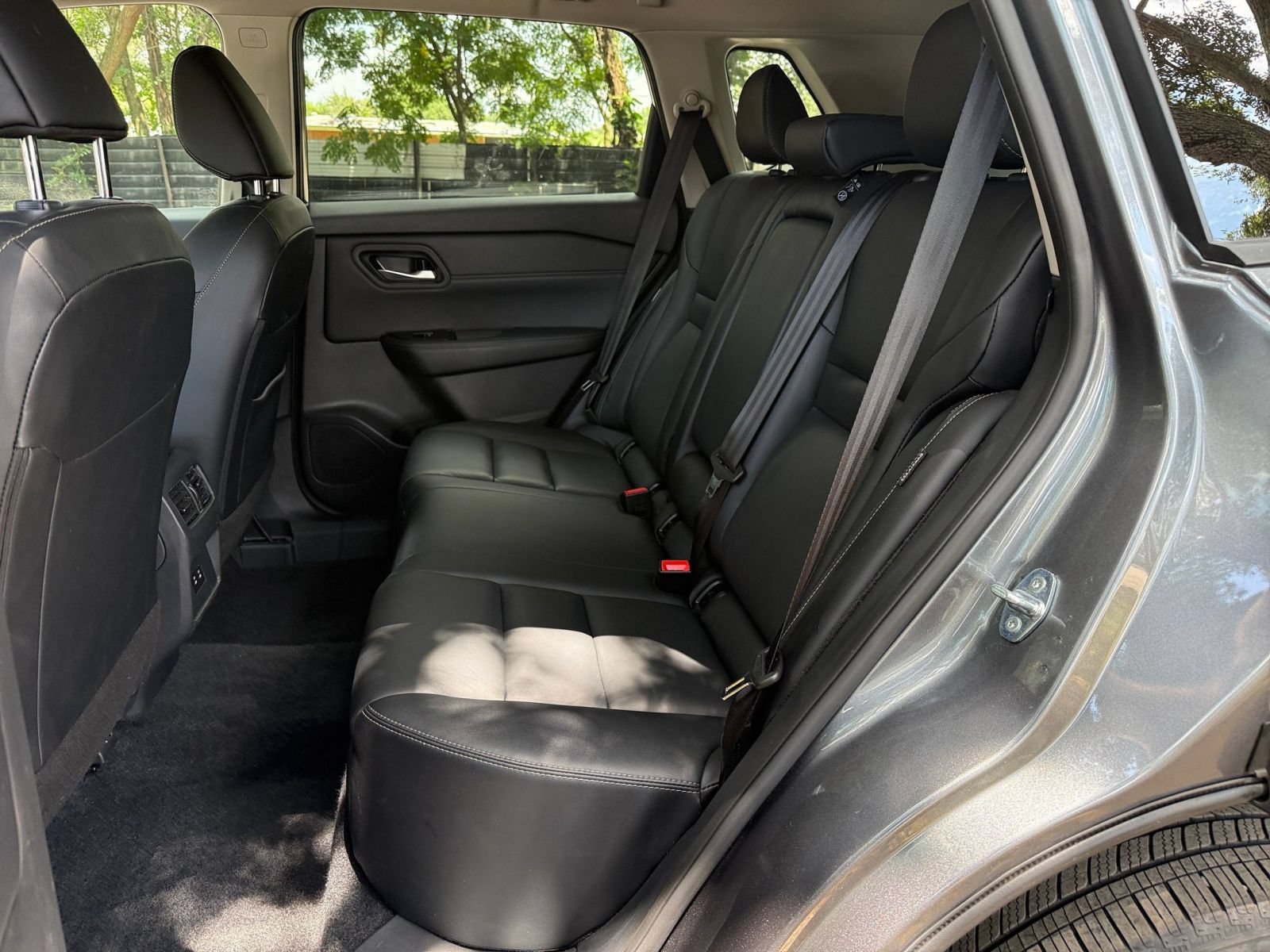 Used 2026 Nissan Rogue SL FWD image 34