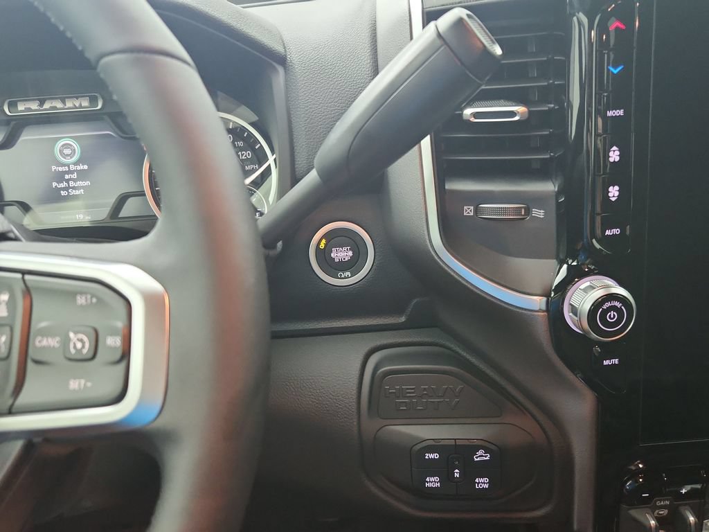 New 2026 RAM 2500 Big Horn AWD/4WD image 29