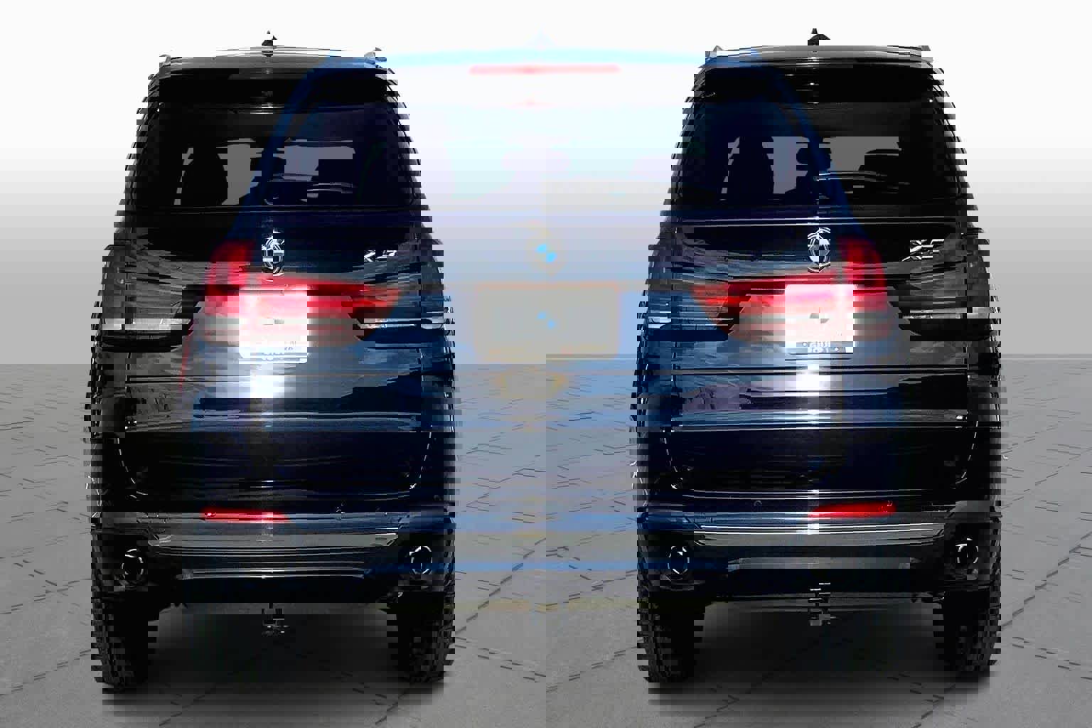 Used 2015 BMW X5 xDrive35i image 4