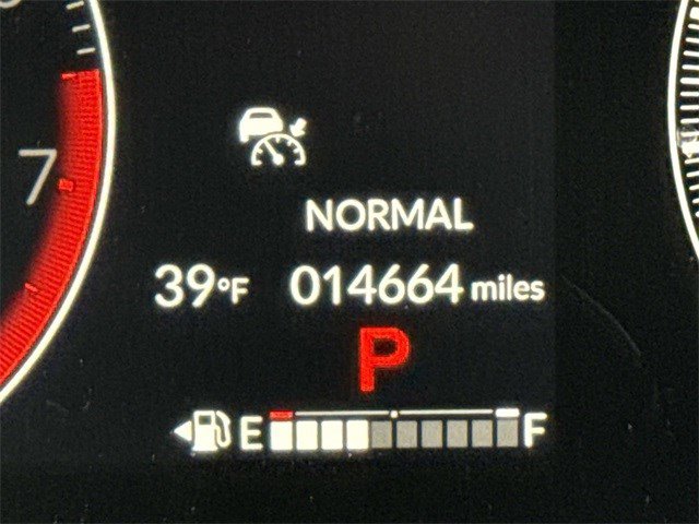 Used 2025 Honda Pilot Touring image 29