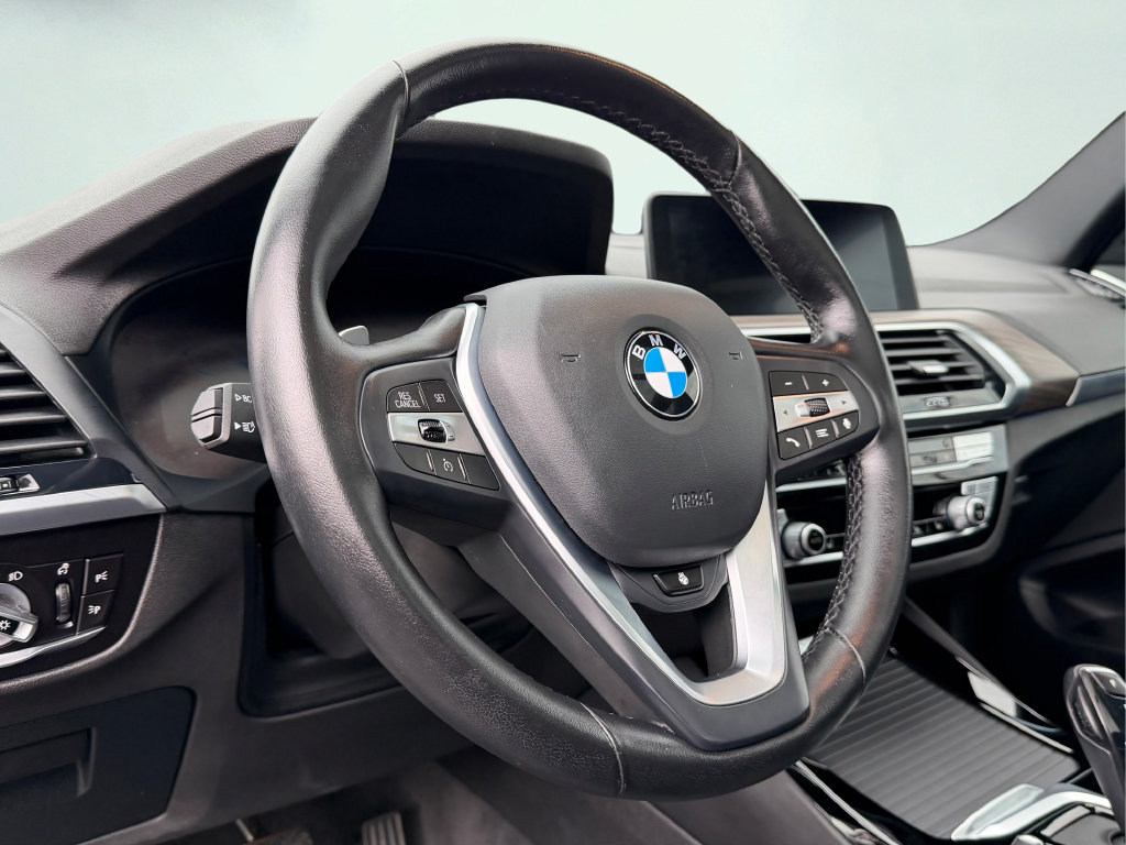 Used 2021 BMW X3 xDrive30e w/ Executive Package AWD/4WD image 22