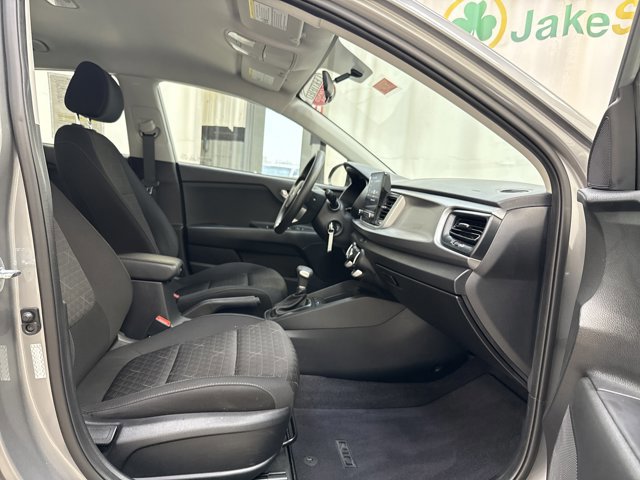 Used 2023 Kia Rio S image 27