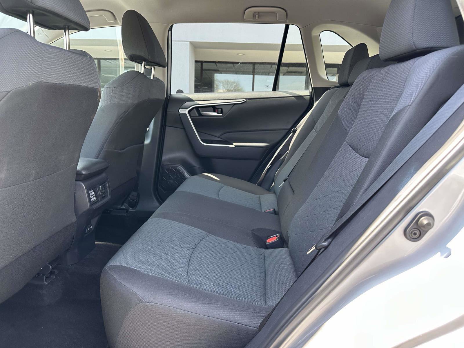 Certified 2025 Toyota RAV4 XLE AWD/4WD image 15