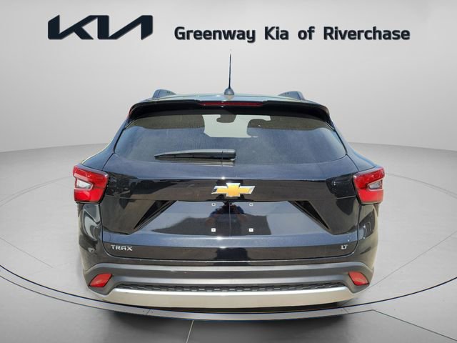 Used 2024 Chevrolet Trax LT image 5