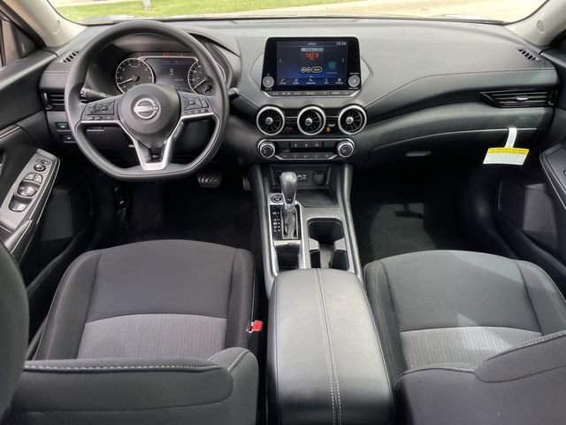 Used 2024 Nissan Sentra SV FWD image 10