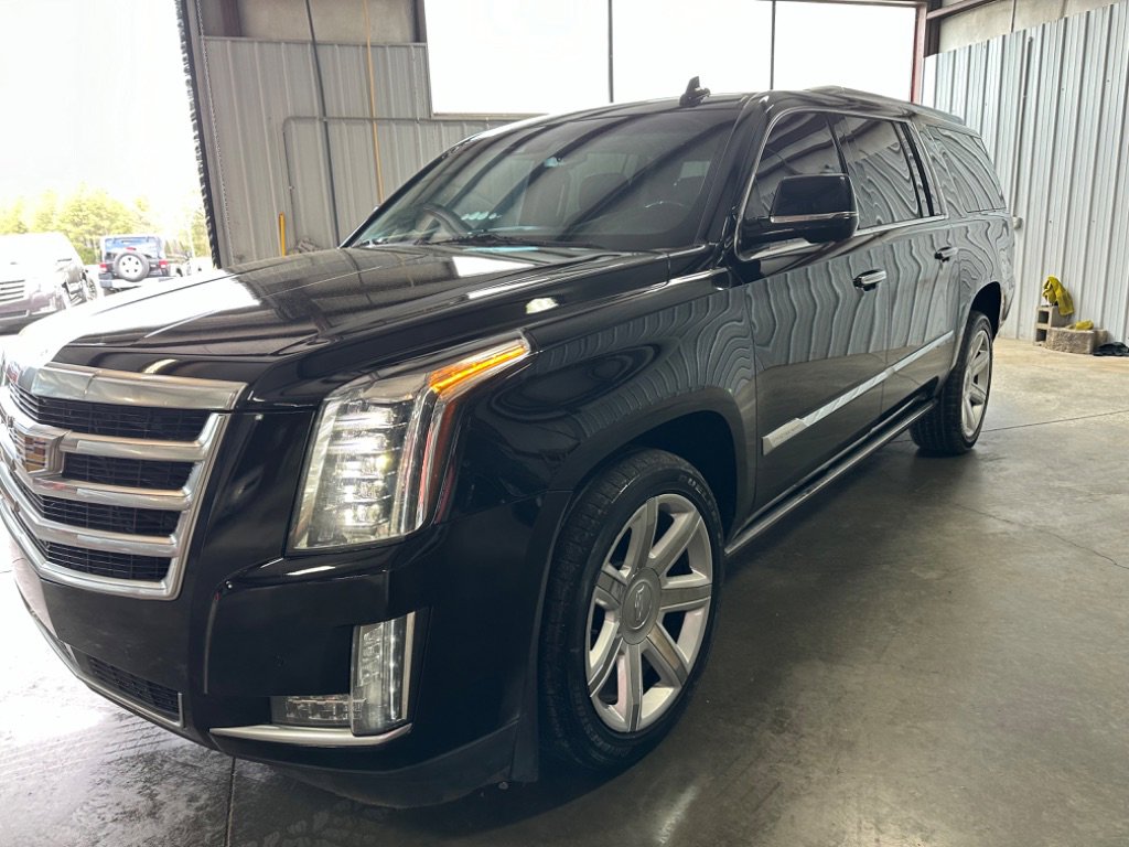 Used 2015 Cadillac Escalade ESV Premium AWD/4WD image 2