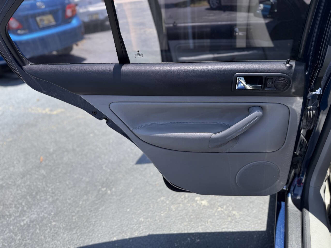 Used 2003 Volkswagen Jetta GLS FWD image 17