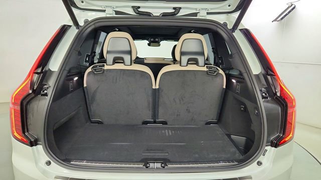 New 2026 Volvo XC90 T8 Plus w/ Protection Package AWD/4WD image 41