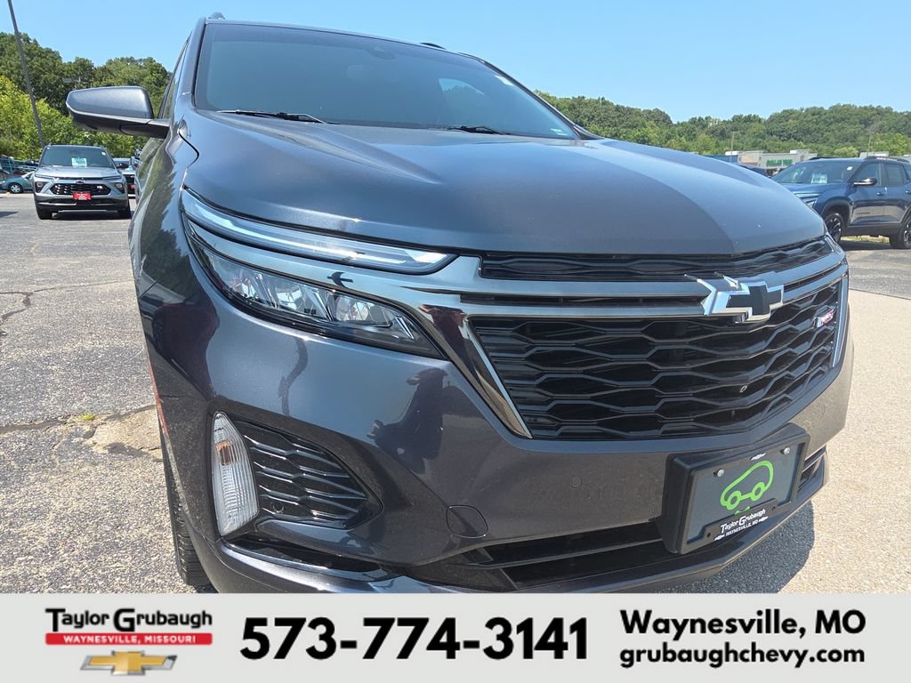Certified 2023 Chevrolet Equinox RS w/ RS Leather Package AWD/4WD image 11