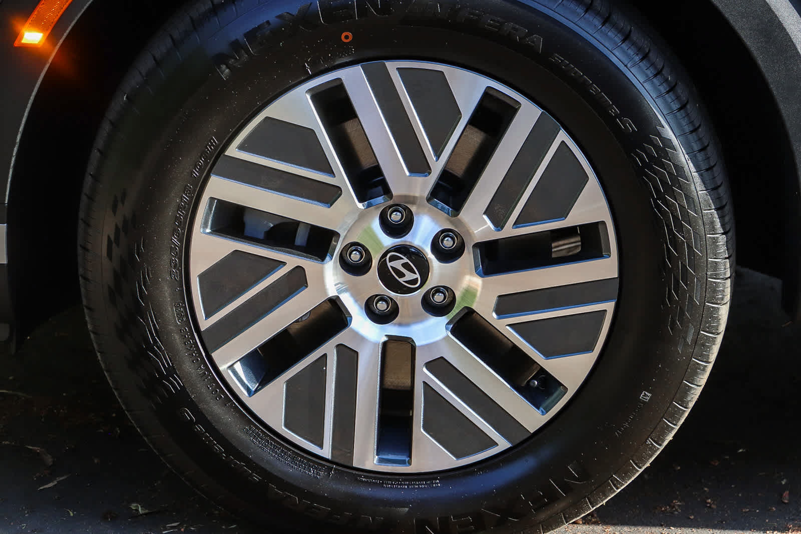 New 2027 Hyundai Palisade SEL Premium FWD image 11